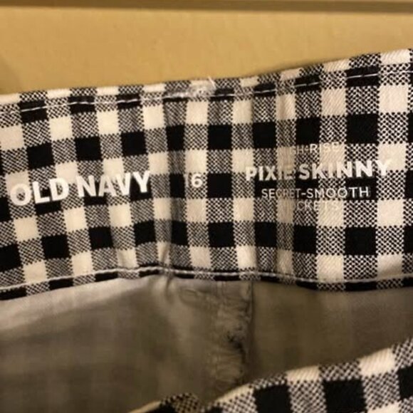 Old Navy Black and White Checkered Pixie Pants - Picture 2 of 2